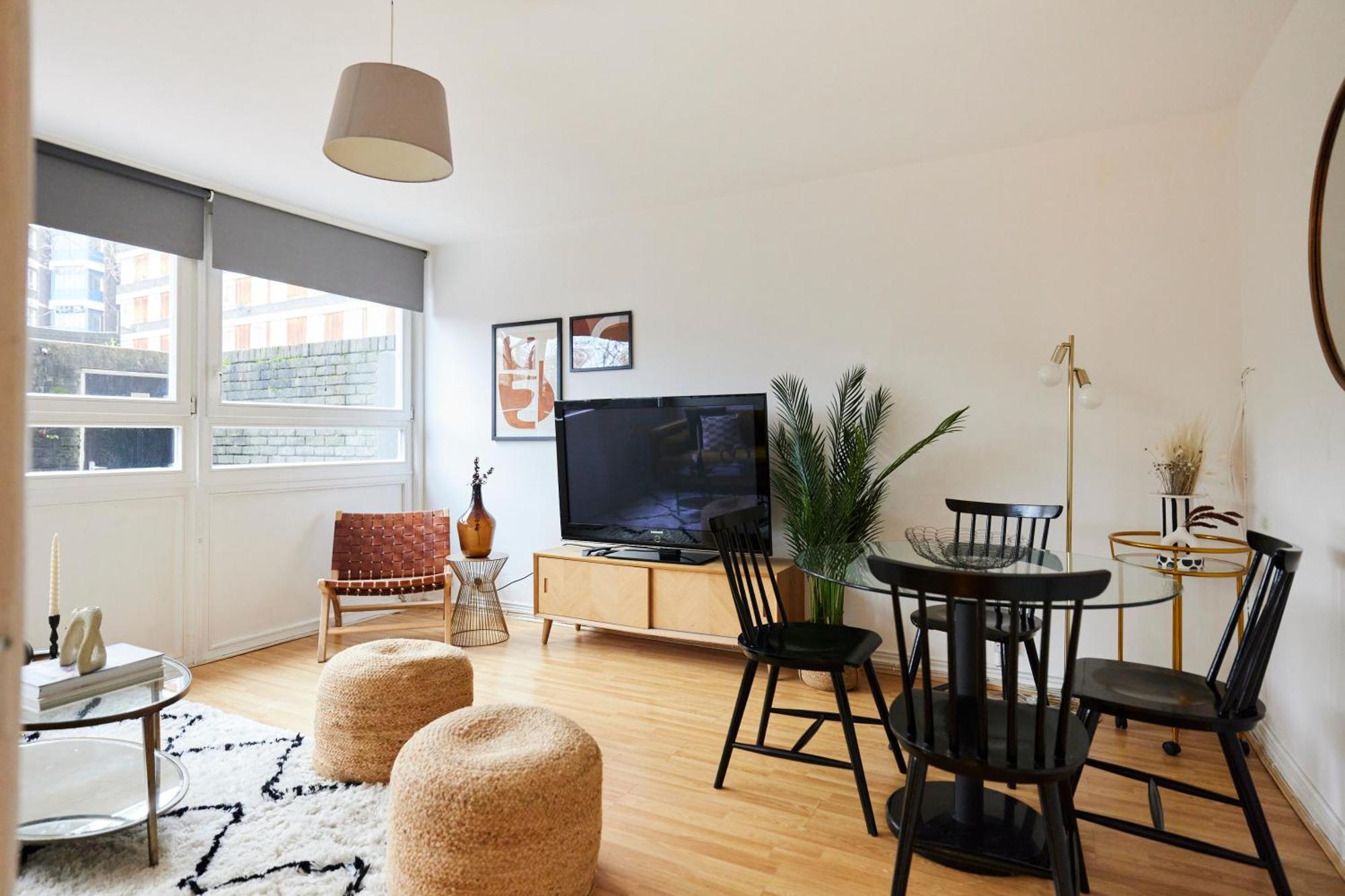 The Kennington Park Crib - Lovely 2Bdr Flat With Garden Лондон Екстериор снимка